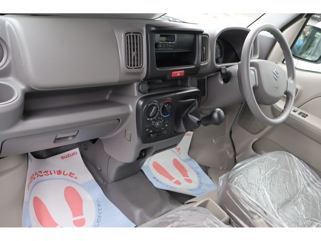 https://jema-auto-bucket.eu-central-1.linodeobjects.com/uploads/1760879946666-11920003_02.jpg