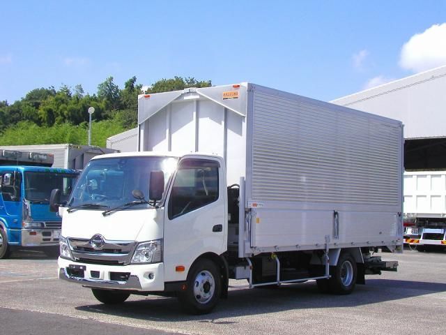 https://jema-auto-bucket.eu-central-1.linodeobjects.com/uploads/1761126528146-24071347_02.jpg