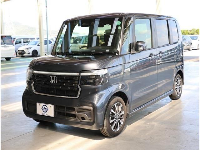 https://jema-auto-bucket.eu-central-1.linodeobjects.com/uploads/1777345631700-11766599_01.jpg