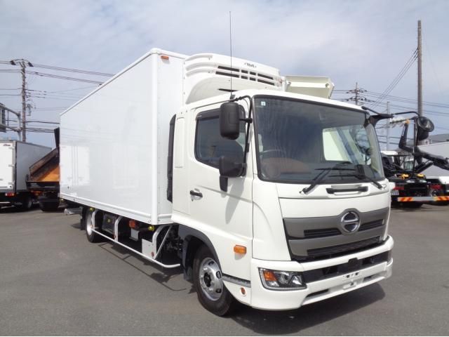 https://jema-auto-bucket.eu-central-1.linodeobjects.com/uploads/1777686526566-12265038_01.jpg