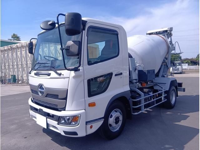https://jema-auto-bucket.eu-central-1.linodeobjects.com/uploads/1778035678954-24070485_01.jpg