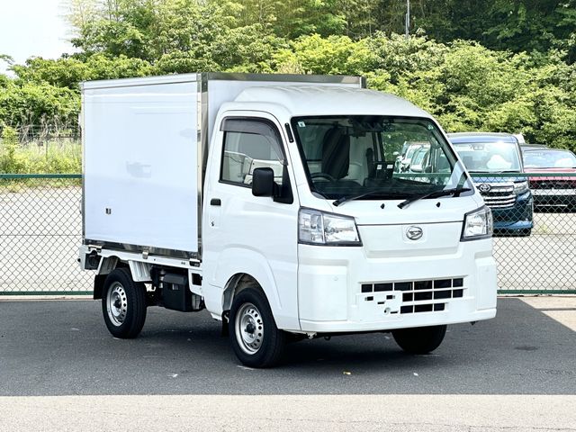 https://jema-auto-bucket.eu-central-1.linodeobjects.com/uploads/1778673255020-14150087_01.jpg