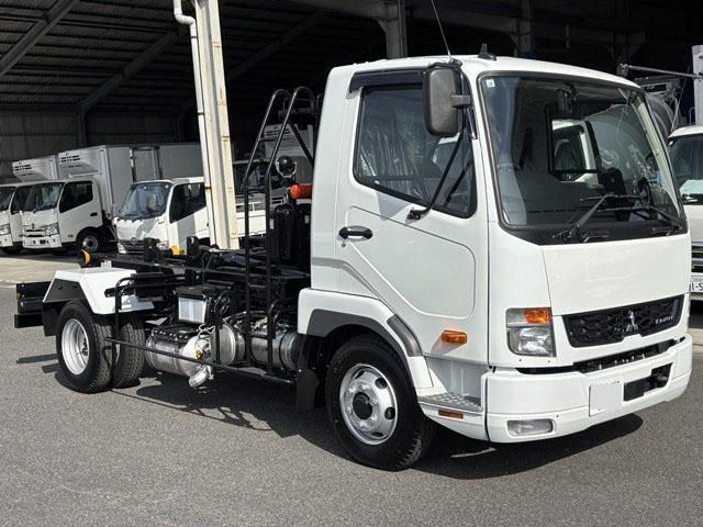 https://jema-auto-bucket.eu-central-1.linodeobjects.com/uploads/1782981443305-24069674_01.jpg