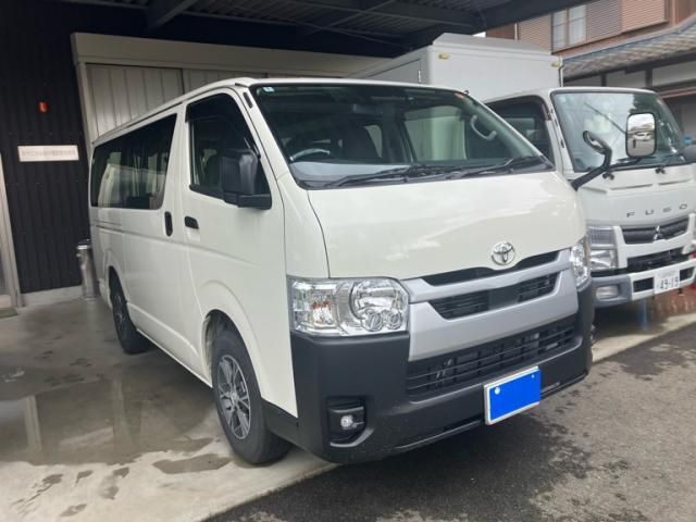 https://jema-auto-bucket.eu-central-1.linodeobjects.com/uploads/1783490179295-18765912_01.jpg