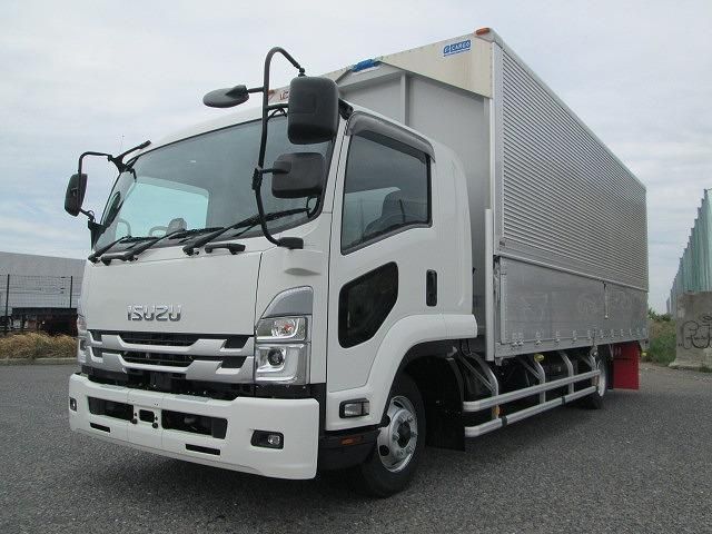 https://jema-auto-bucket.eu-central-1.linodeobjects.com/uploads/1784029621655-11465063_01.jpg
