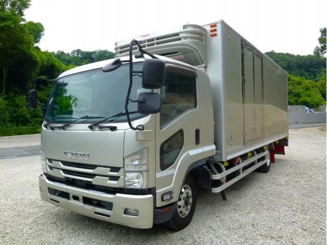 https://jema-auto-bucket.eu-central-1.linodeobjects.com/uploads/1784029685516-17565051_01.jpg