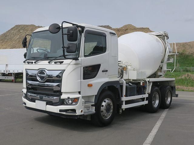 https://jema-auto-bucket.eu-central-1.linodeobjects.com/uploads/1784064864020-11465044_01.jpg